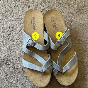 New Bio Gold women’s Gray Sandals size 9